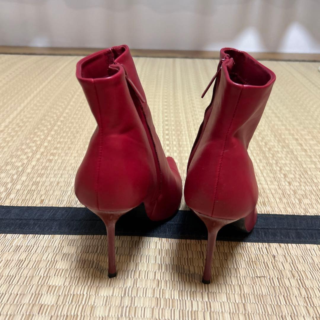 ZARA レディース 赤 レザー ポインテッドトゥ サイドジッパーブーツ