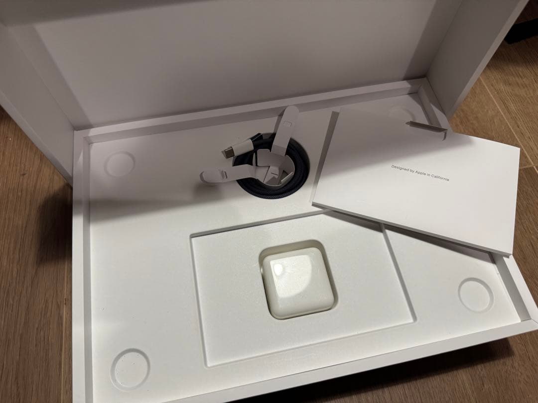 MacBook Air M2 13.6in 512GB ミッドナイト