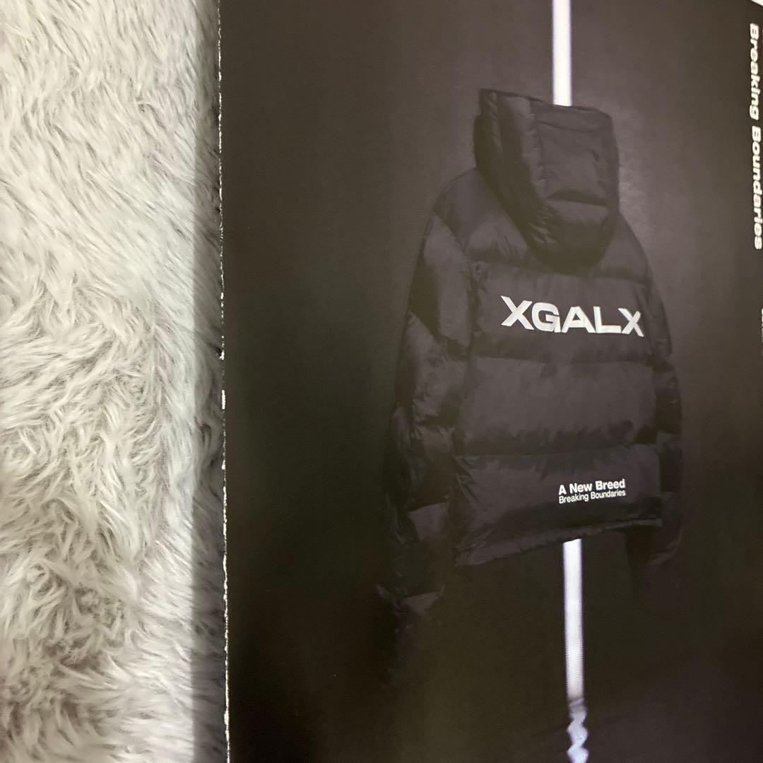 XG グッズ4点セット THE CORE ダウンジャケットPhotobook - メルカリ