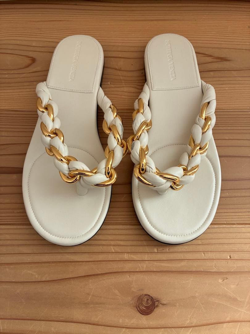 ボッテガヴェネタ（BOTTEGA VENETA）トングサンダル　ホワイト　37 楽天市場】【ボッテガ ヴェネタ】Bottega Veneta スクエアトゥ レザー