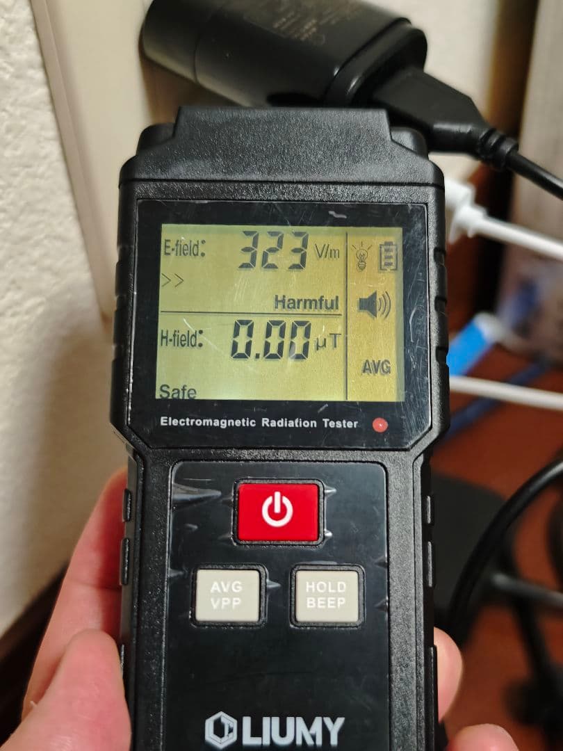 電磁波測定器 電磁波過敏症の環境調査に使用