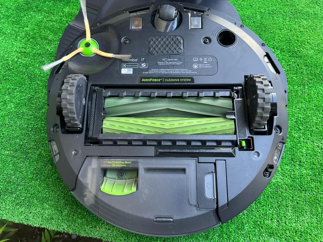 iRobot Roomba i7 ロボット掃除機 クリーンベース/ルンバ - メルカリ