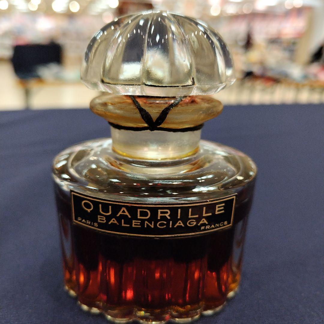 QUADRILLE BALENCIAGA 香水 Balenciaga QUADRILLE giant bottle factice? – F Vault