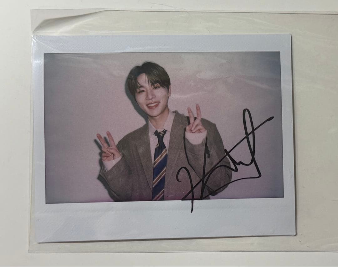 禁婚令 キムウソク 直筆サイン チェキ - メルカリ