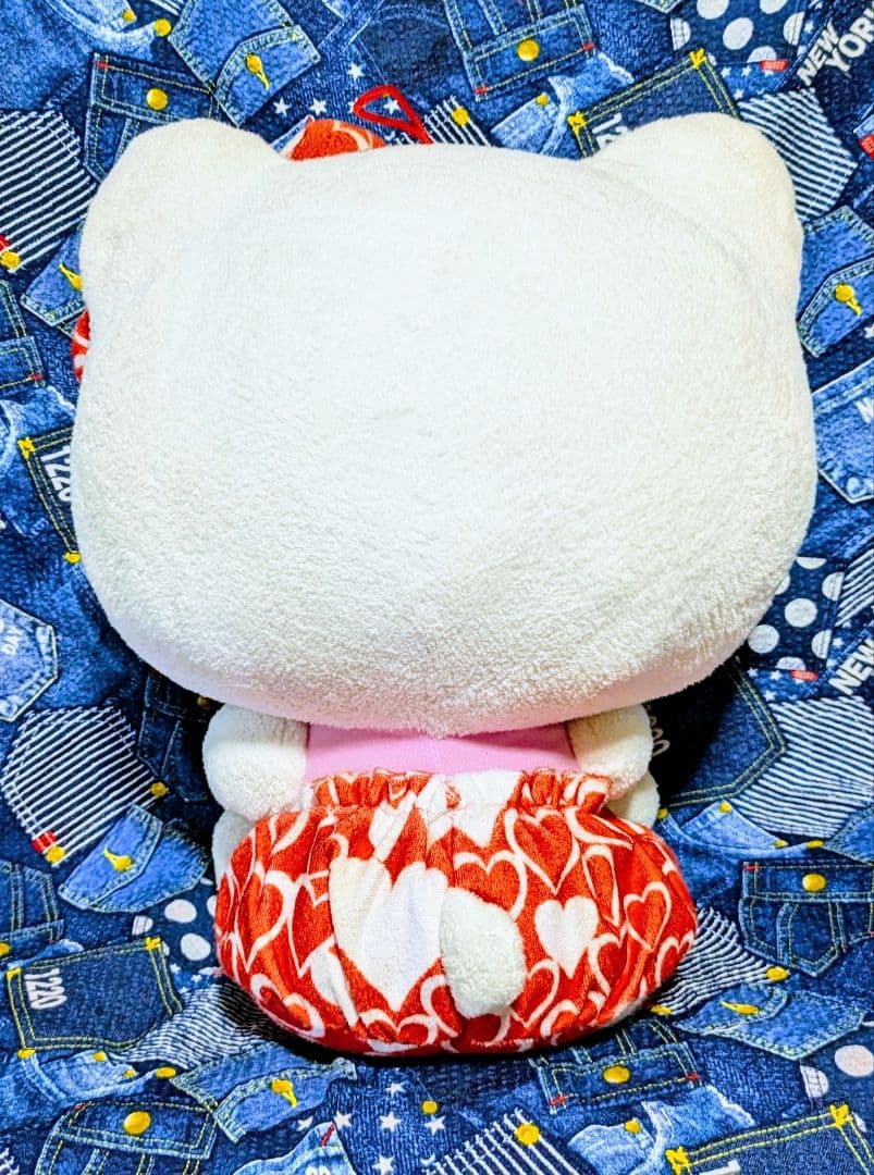 希少♡サンリオ♡キティ♡赤色ハートクッション♡BIGぬいぐるみ