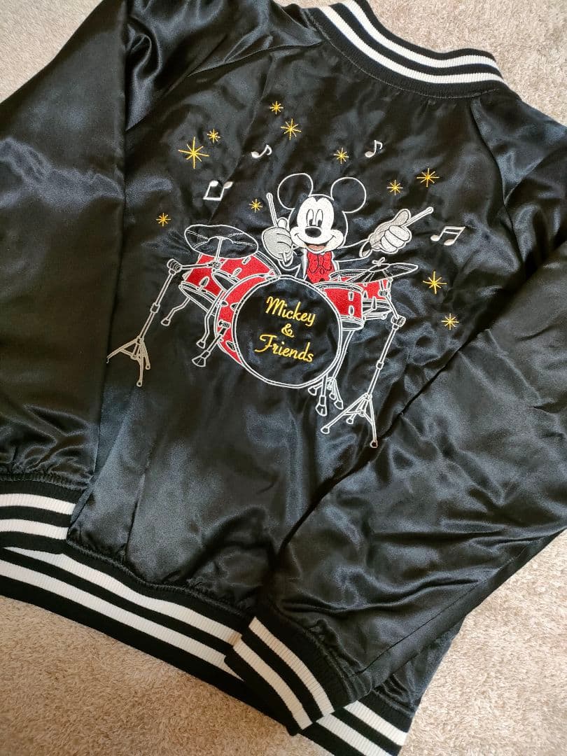 ディズニー刺繍スカジャン　【ミッキー＆フレンズ】ドラムミッキー　 レア品 ディズニー刺繍スカジャン 【ミッキー＆フレンズ】ドラムミッキー レア品