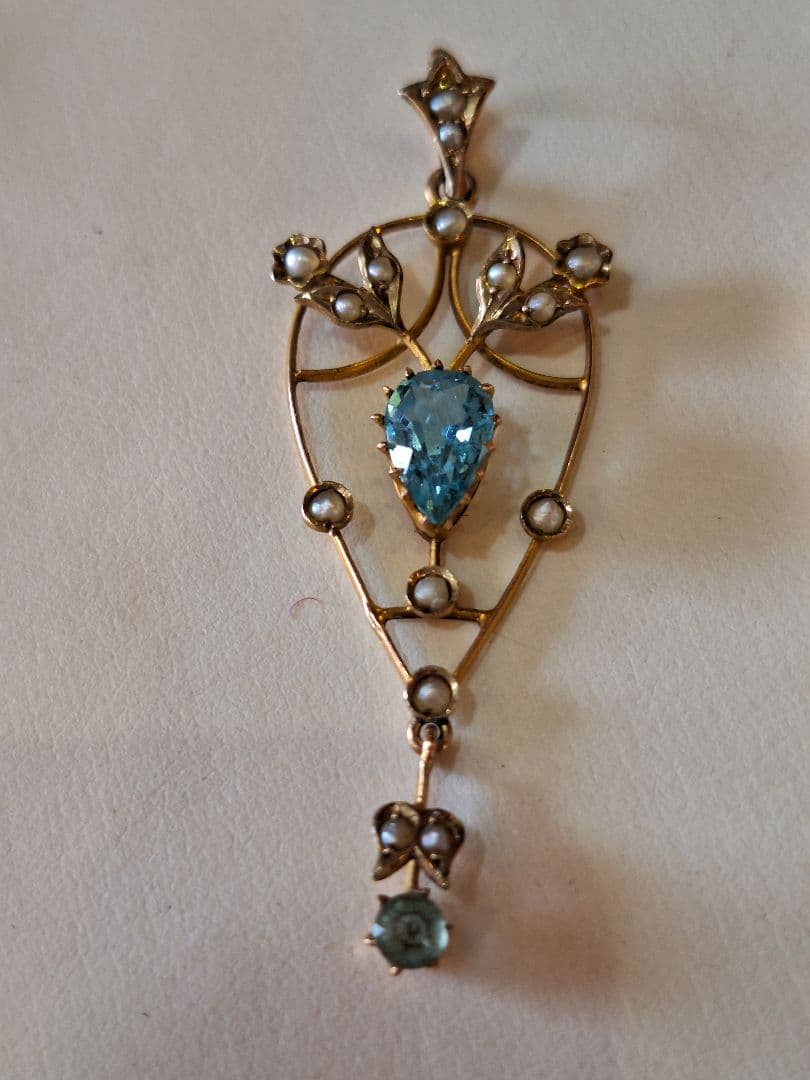 アールヌーボー　９ct　ペンダント　ブルー天然石 アールヌーボー サファイア、パール、エナメル ペンダント 14K - Etsy 日本