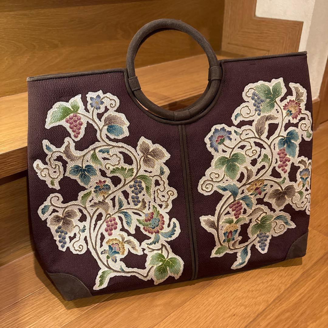 ひめs2様専用‼️最終価格‼️美品‼️OKAJIMA 花柄刺繍 和装用バッグ