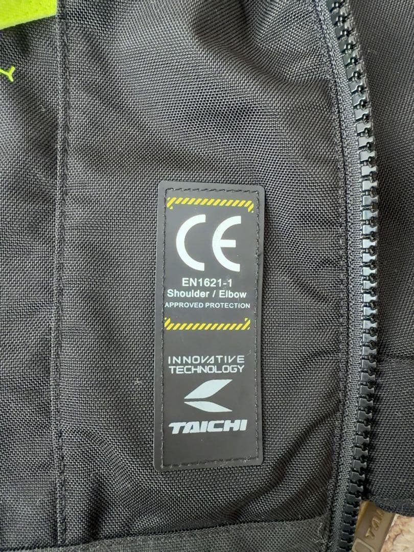 RS TAICHI RSJ703size L ブラック/イエロー