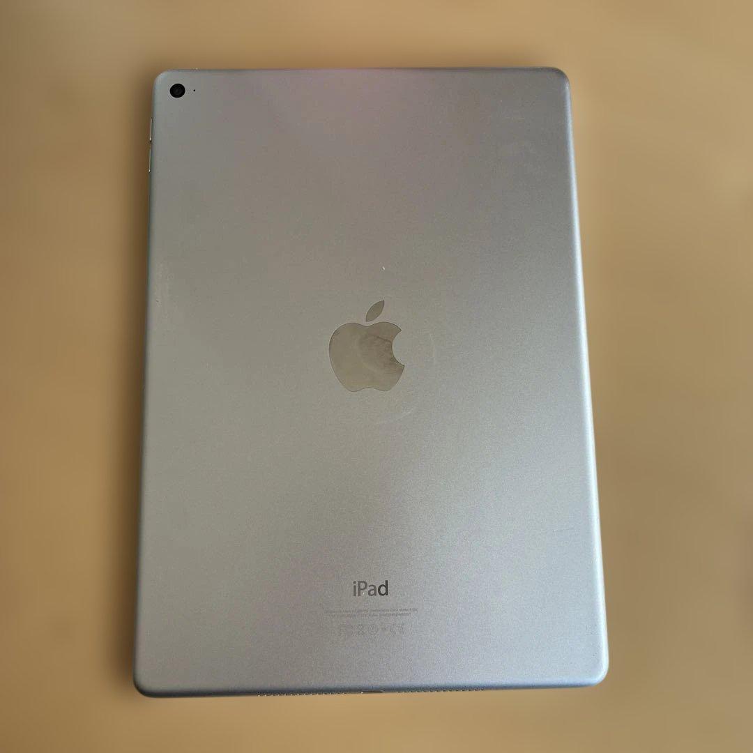 Apple iPad Air2シルバー 本体 - メルカリ