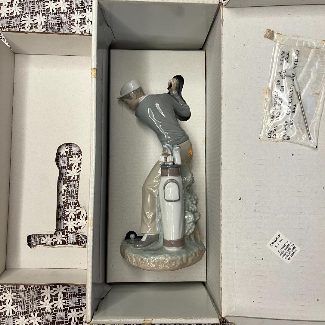 LLADRO 4824 ゴルフ Jugador de golf 陶磁器 人形 - メルカリ