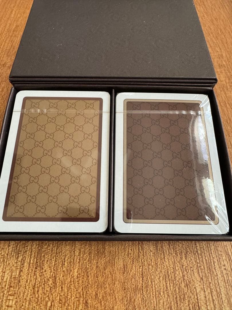 新品未開封GUCCIトランプ Gucci 2 デック 希少 新品未開封GUCCIトランプ Gucci 2 デック 希少 - メルカリ