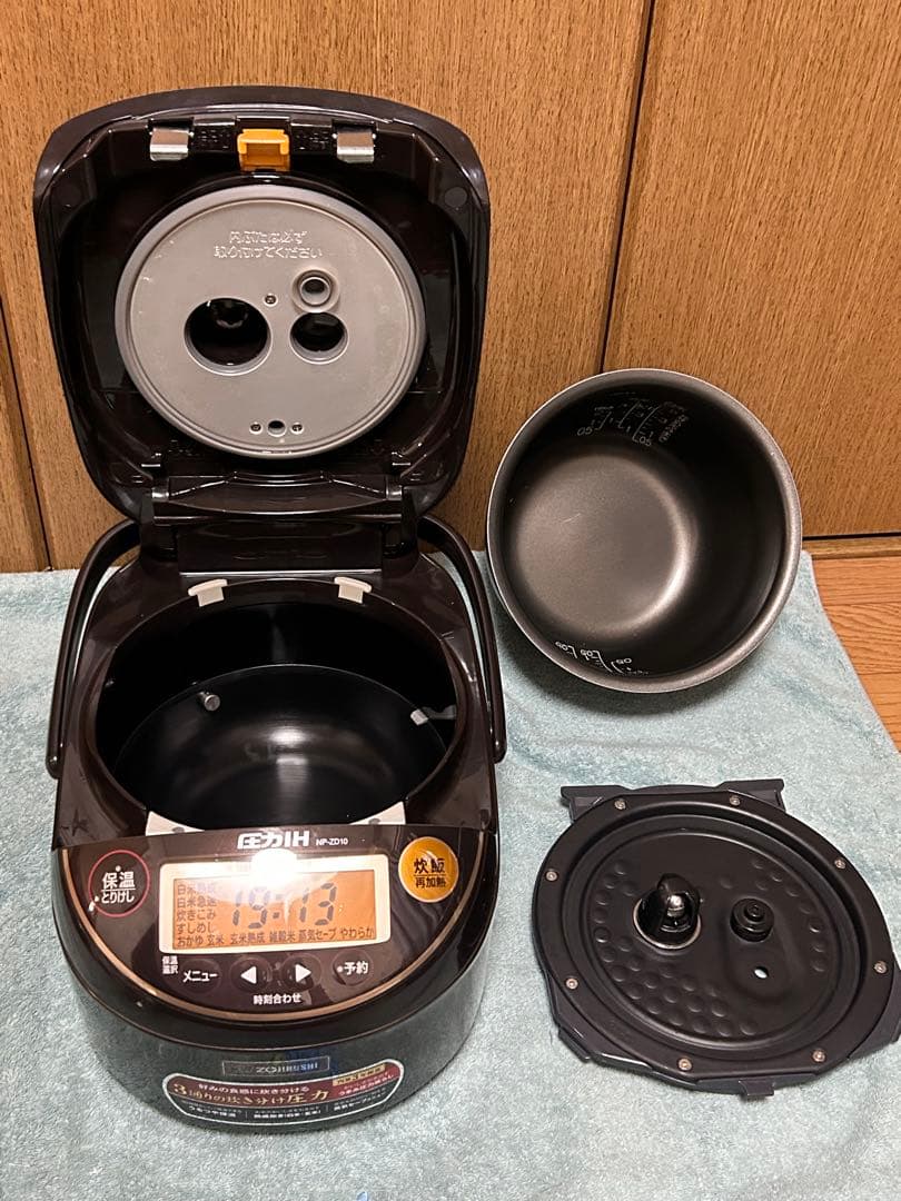 象印NP-ZD10 圧力IH炊飯ジャー 5.5合 1.0L
