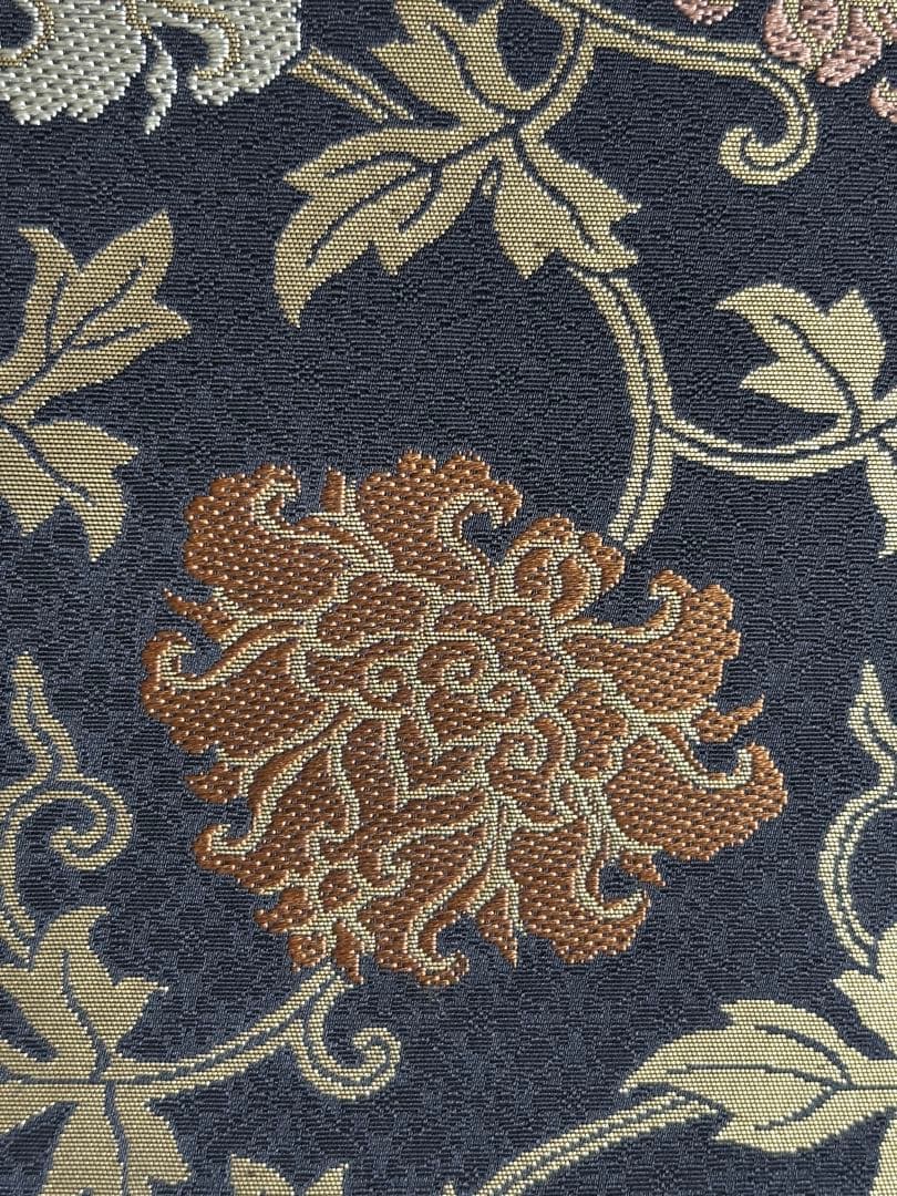 箔屋清兵衛 草木染 牡丹唐草 袋帯 正絹 - メルカリ