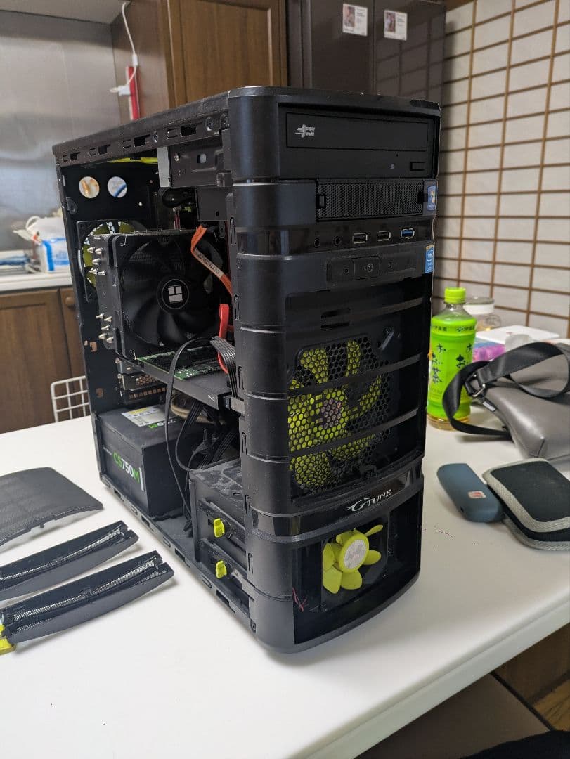 E5-2680v4 / 32GB / M4000 /SSD 1TB - メルカリ