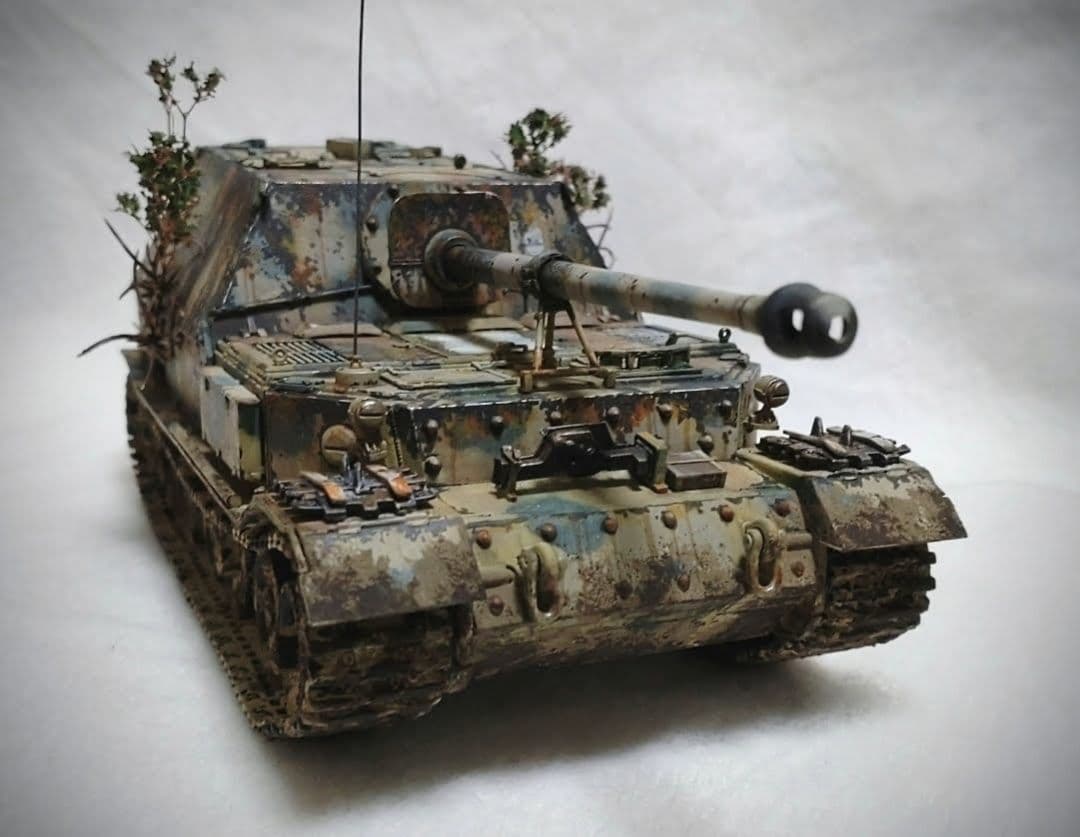 戦車模型の製作代行ページ タミヤ キングタイガー1/35 - メルカリ