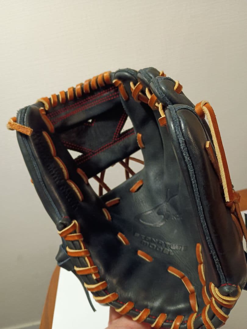 ナイキ 松井稼頭央KMシグネイチャーモデル 軟式グローブ 黒 大人用