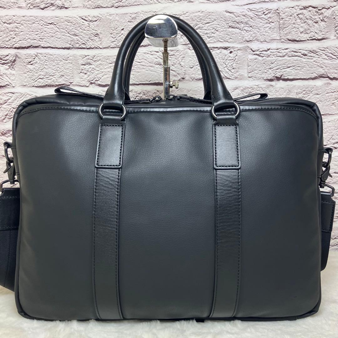 現行 ヴィヴィアンウエストウッド ORBプレート 2way ビジネスバッグ 本