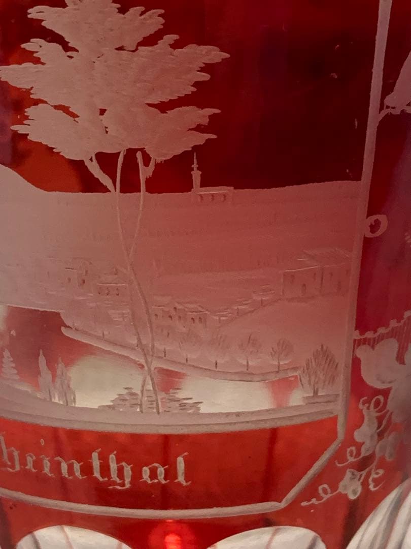 ボヘミアガラス アンティーク19世紀後半 細密にカットされた風景画が