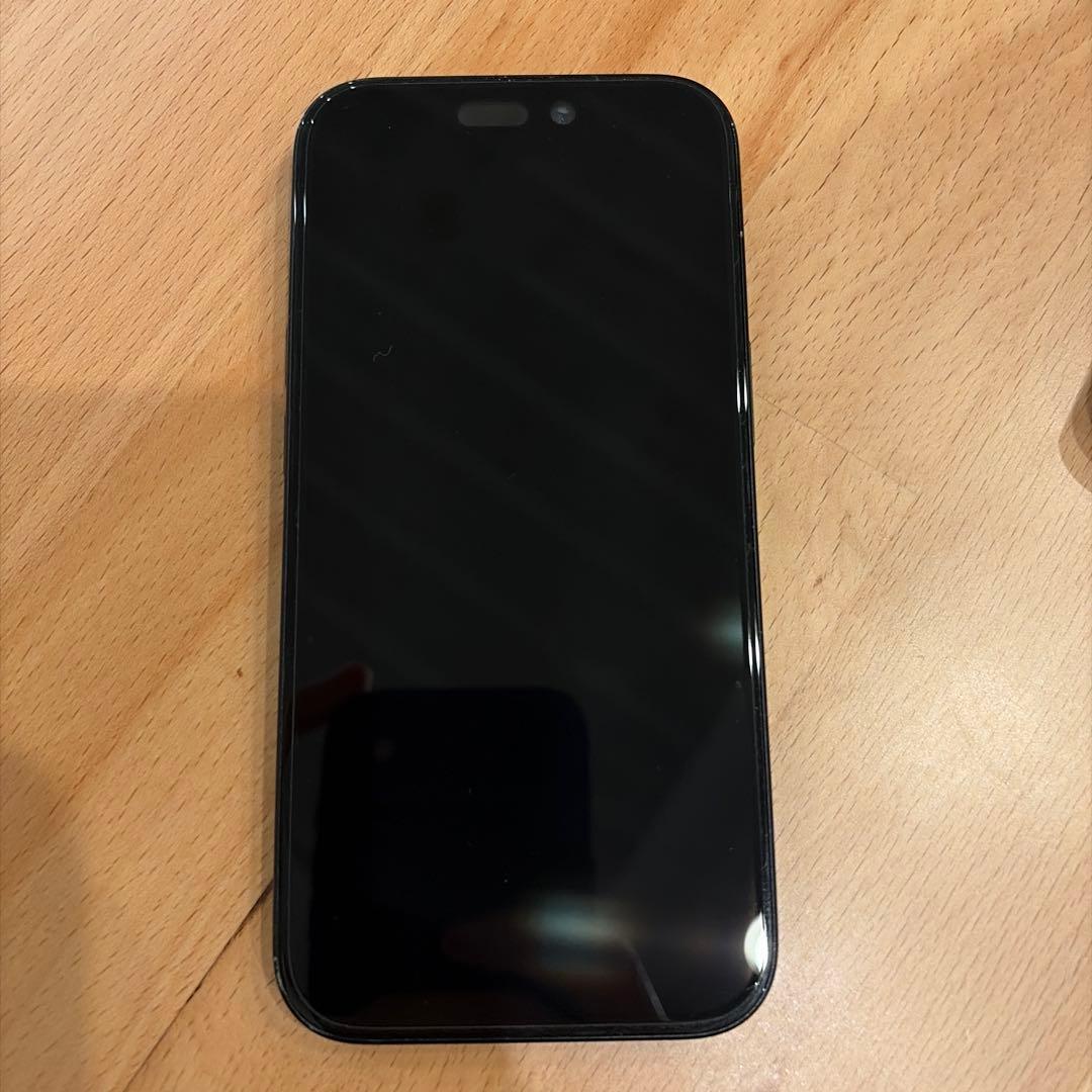 iPhone15 256G インカメラに傷ありSIMフリーの通販はau PAY マーケット