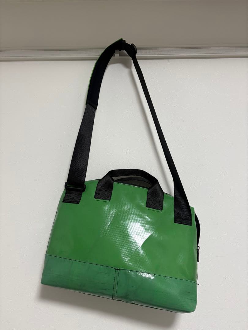 今だけの価格]FREITAG F301 MOSS 美品 ブリーフケース - メルカリ