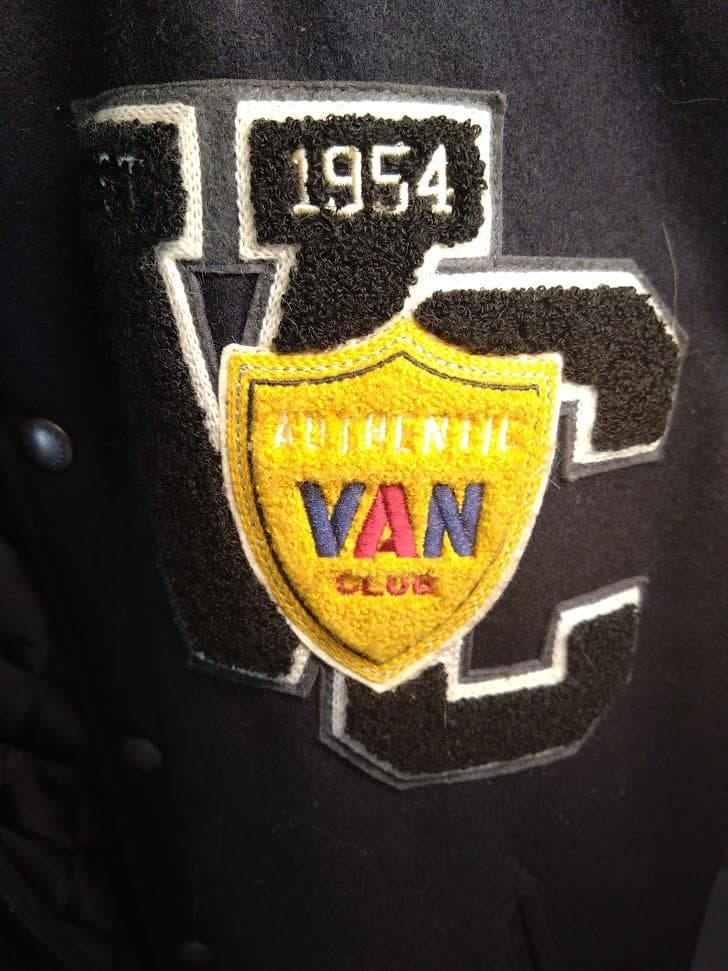 Van JACスタジャン ウールレザー