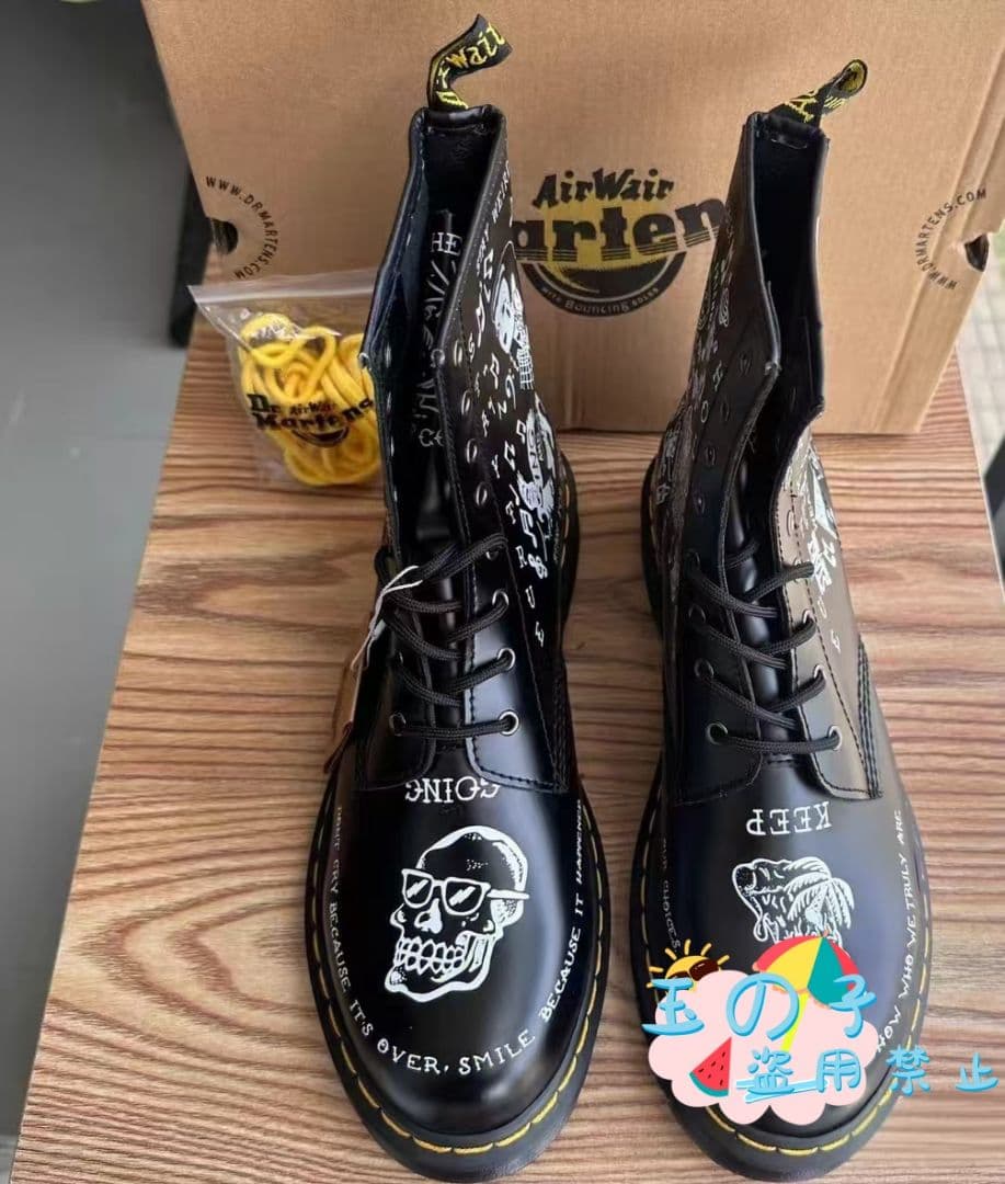 Dr. Martensスカルプリント ブラックブーツ 25CM男女兼用