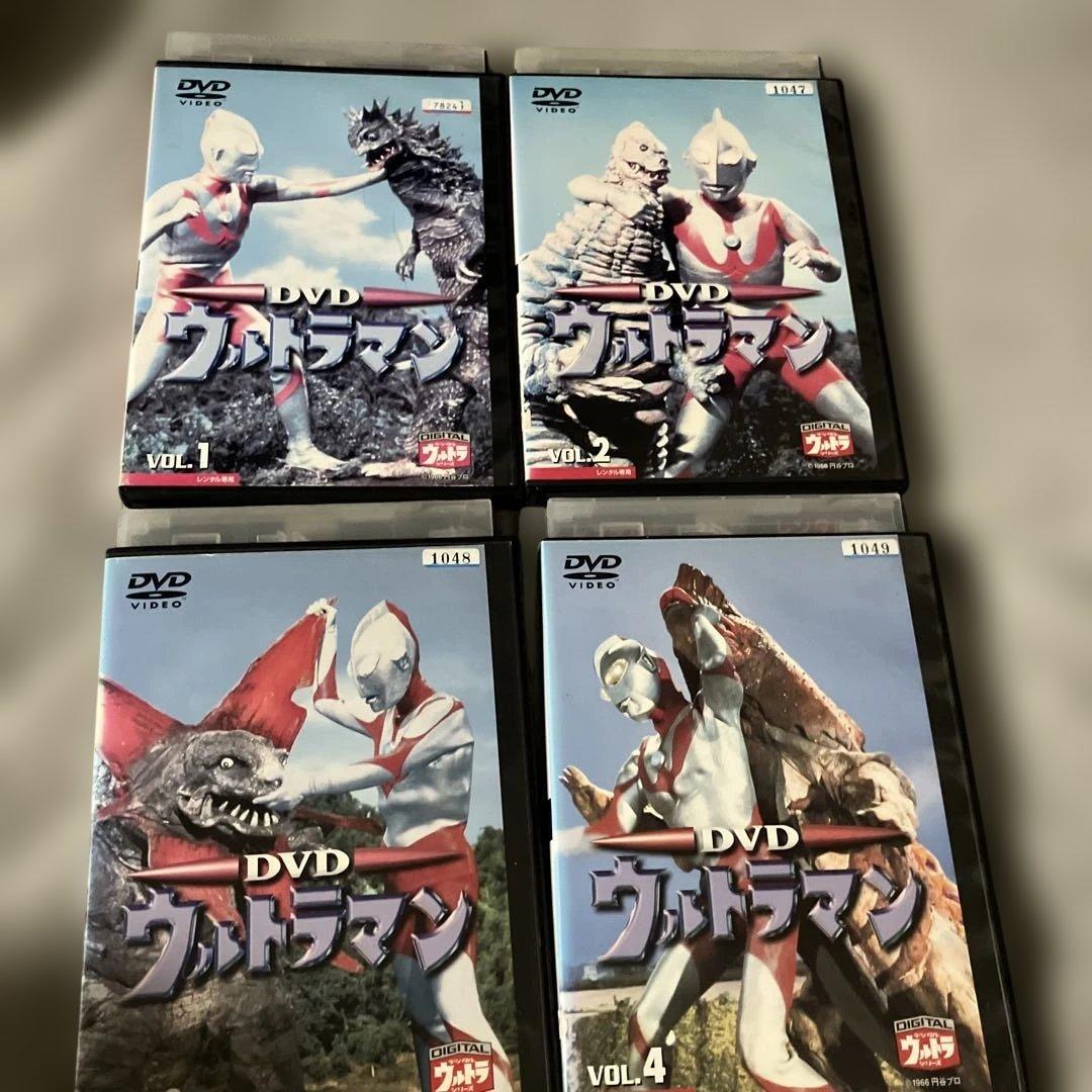 S*N様 レンタル落ち！ウルトラマン DVD 全10巻セット！ - メルカリ