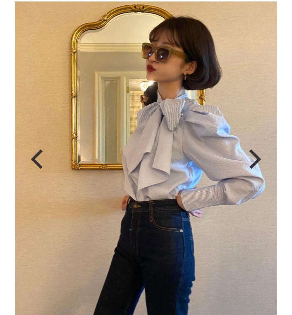 Bibiy. RIBBON CUFFS BLOUSE - メルカリ