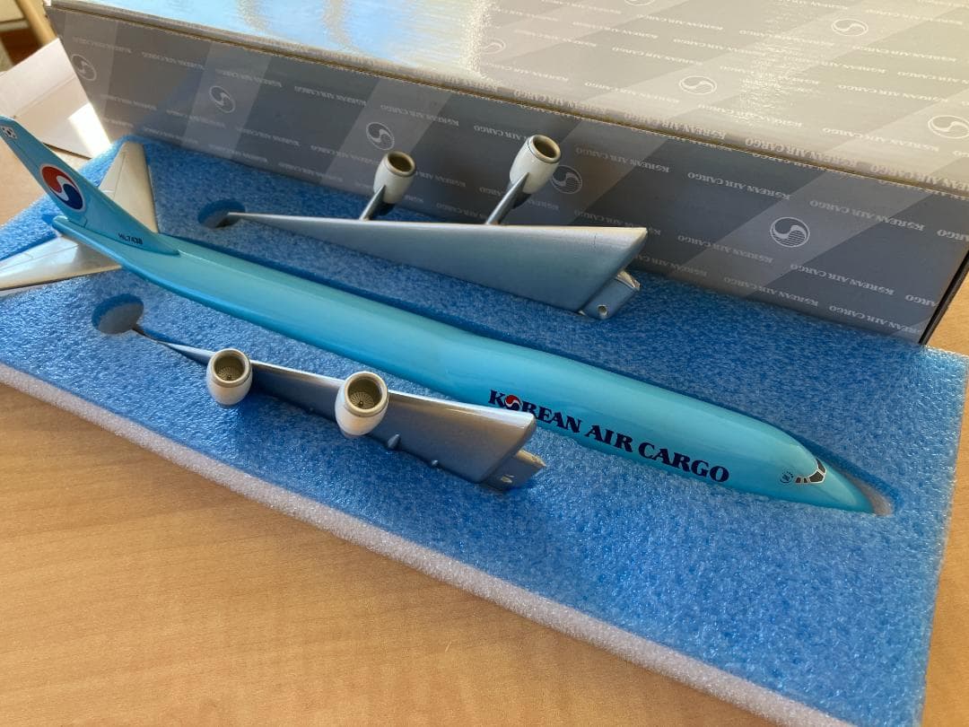 大韓航空 KOREAN AIRCARGO B747-400ERF 貨物機模型 た - メルカリ