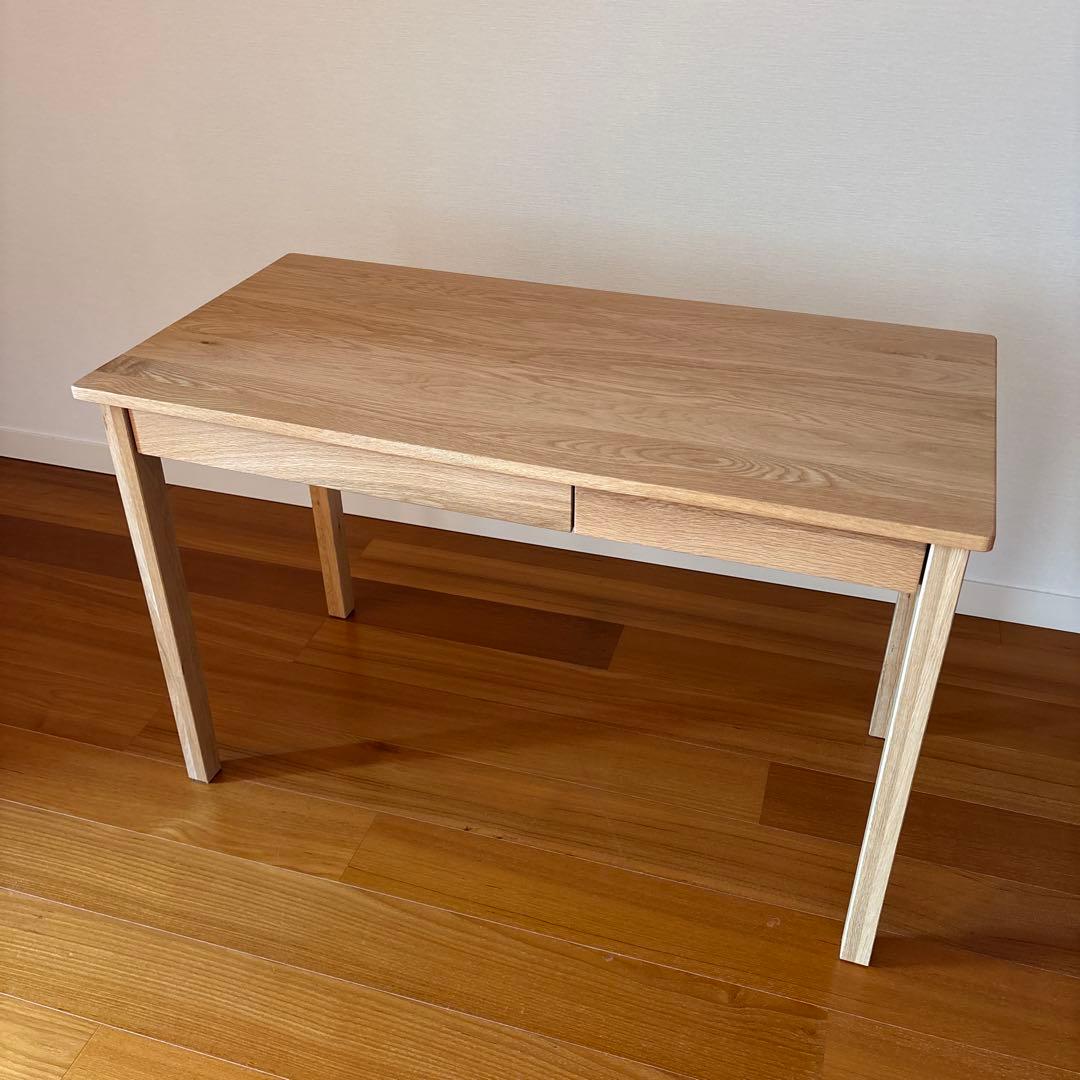 【美品】無印良品　木製デスク　オーク材　学習机 無印良品が足元棚付の「オーク無垢材デスク」発売！従来型と比較して