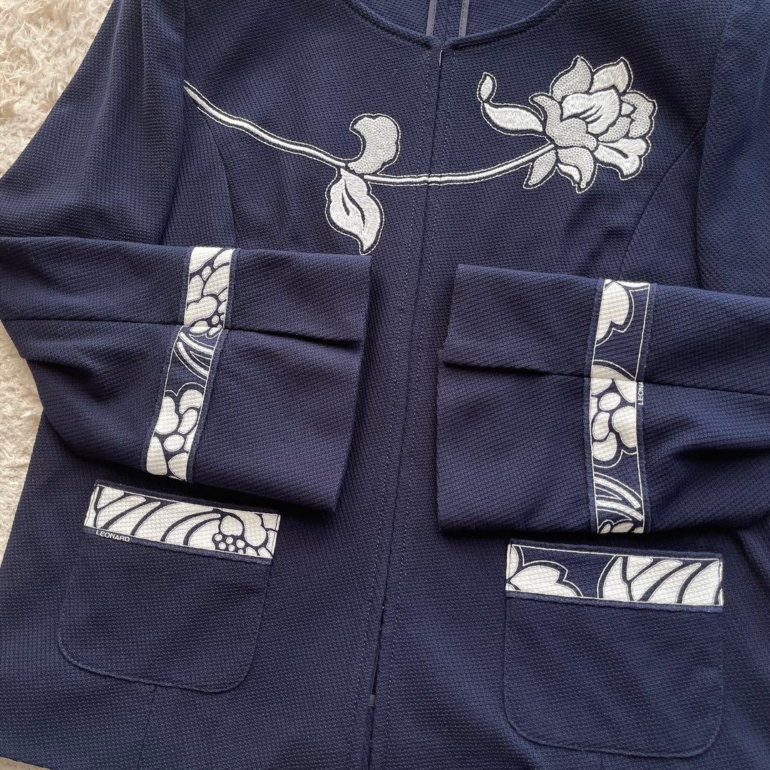 美品】レオナール ノーカラージャケット フラワー トリムスパンコール