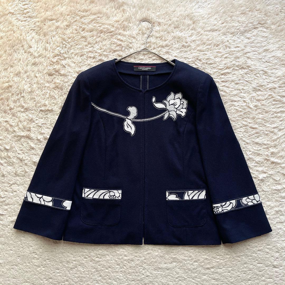 美品】レオナール ノーカラージャケット フラワー トリムスパンコール