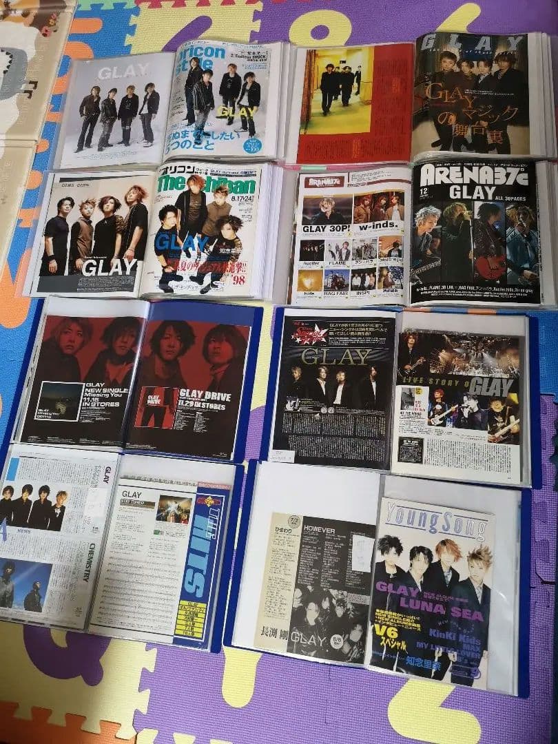 GLAY(1冊200円計算)207冊分　939ページ　切り抜きしファイリング済み