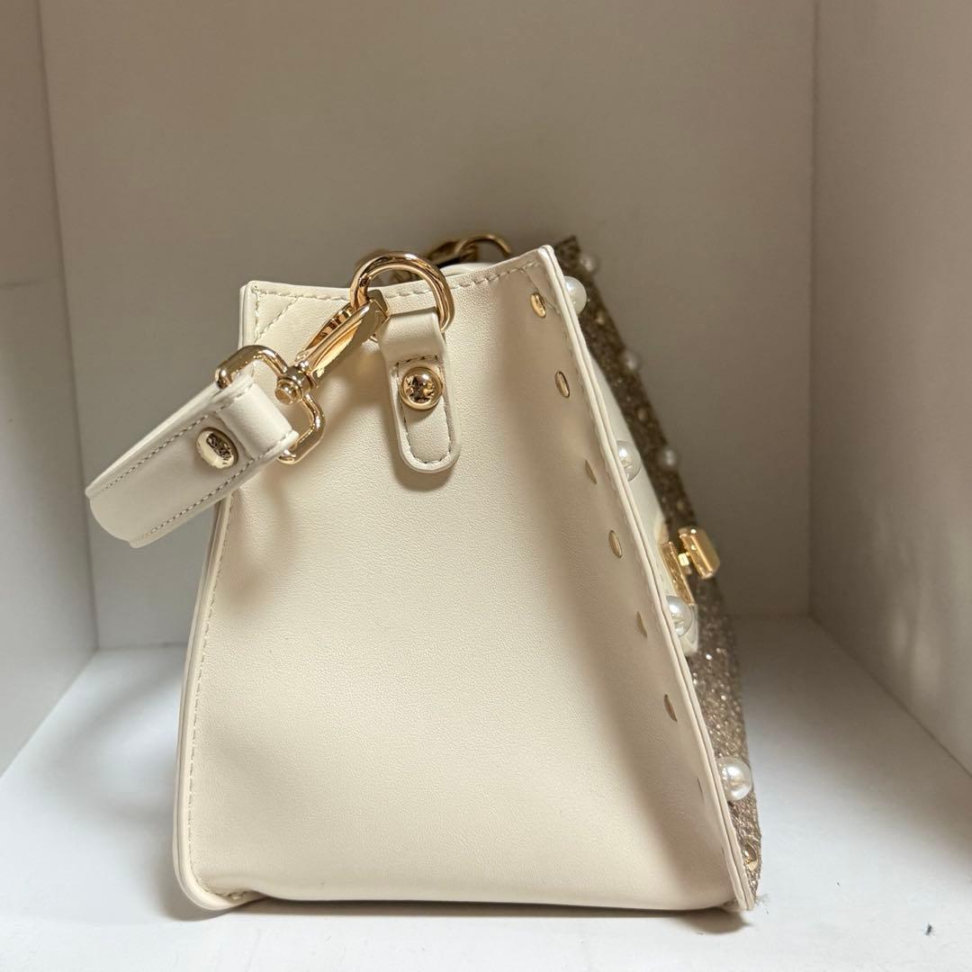 DIANA キラキラグリッターバッグ - メルカリ