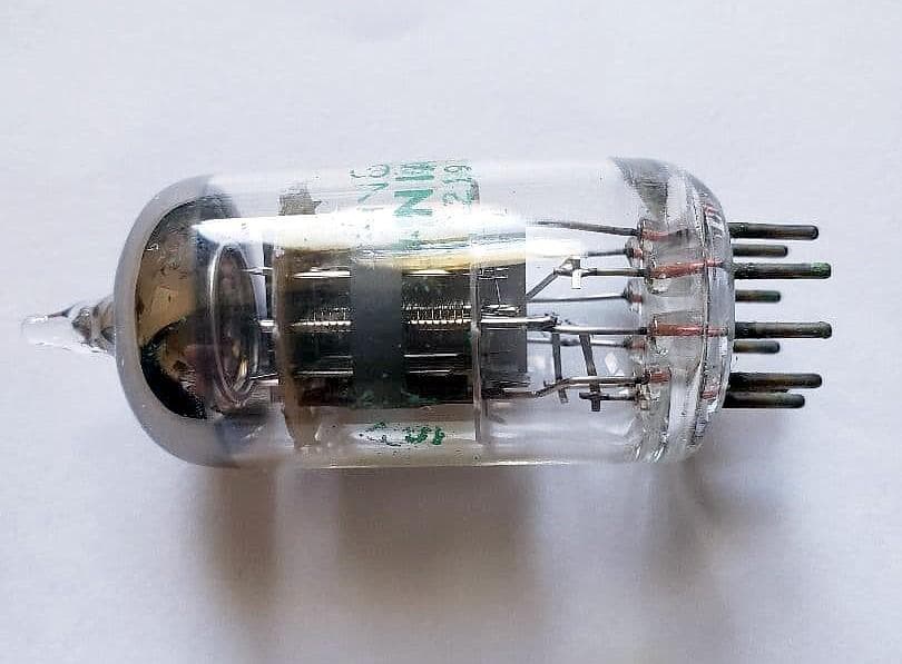 新品未使用米国Sylvania 製真空管JAN 6AN8A M-739