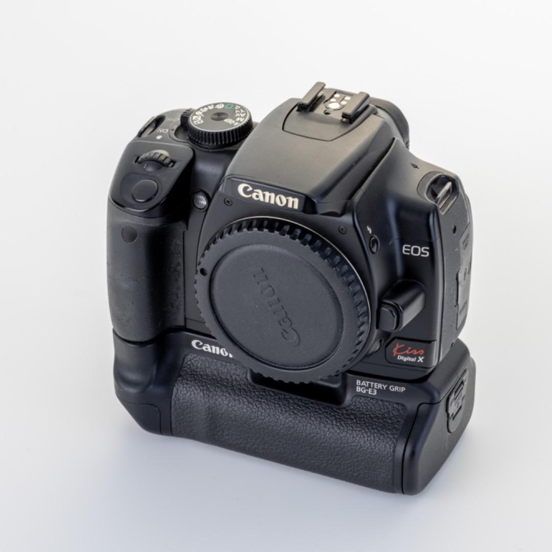 EOS KISS X ボディ 純正バッテリーグリップ 純正バッテリー3本etc