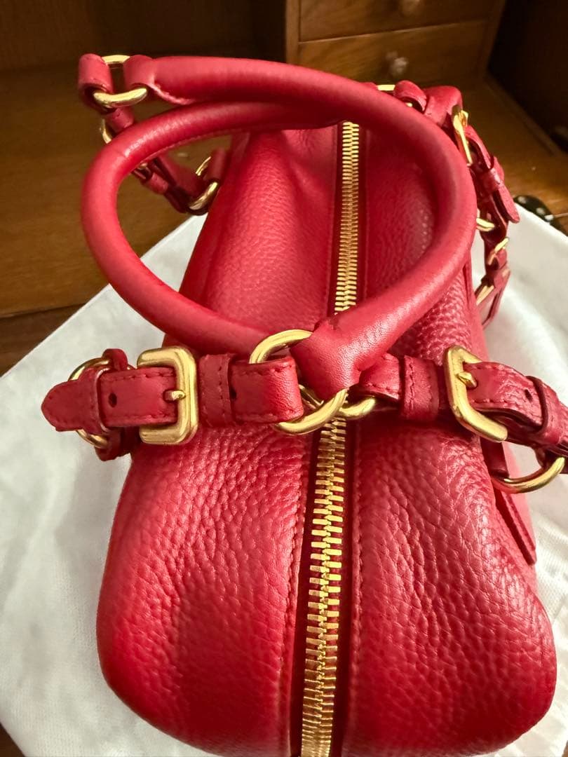 PRADA 赤 レザー ハンドバッグ 1BB091 恐らく未使用 - メルカリ