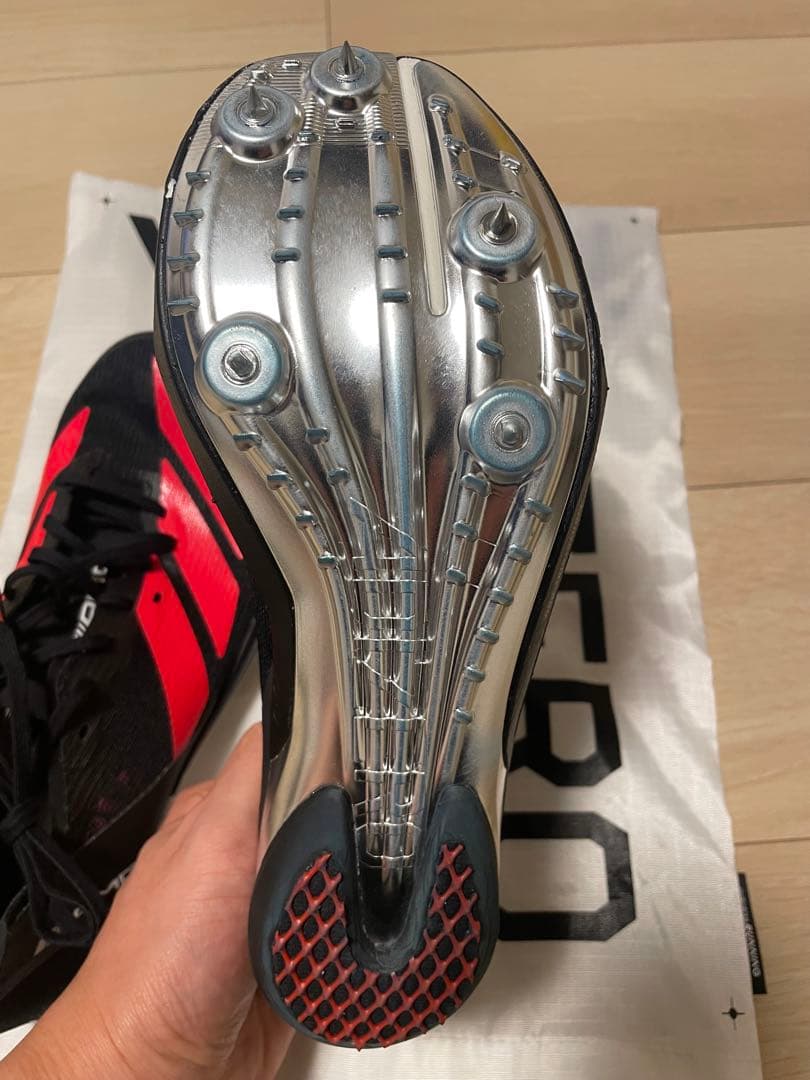 アディゼロ　アンビションAMG 25.0cm