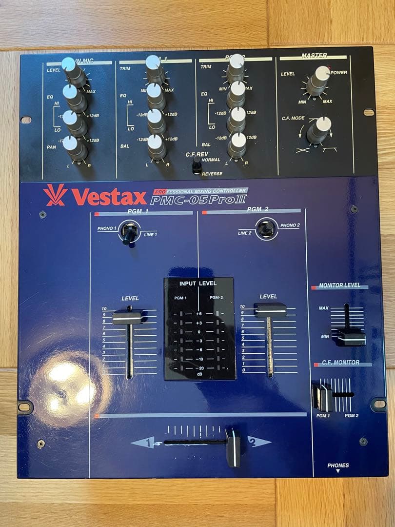 Vestax PMC-05Pro II DJミキサー　アダプタ無し 中古品】Vestax/DJミキサー/PMC-05Pro2（外観多少気にしない！とにかく