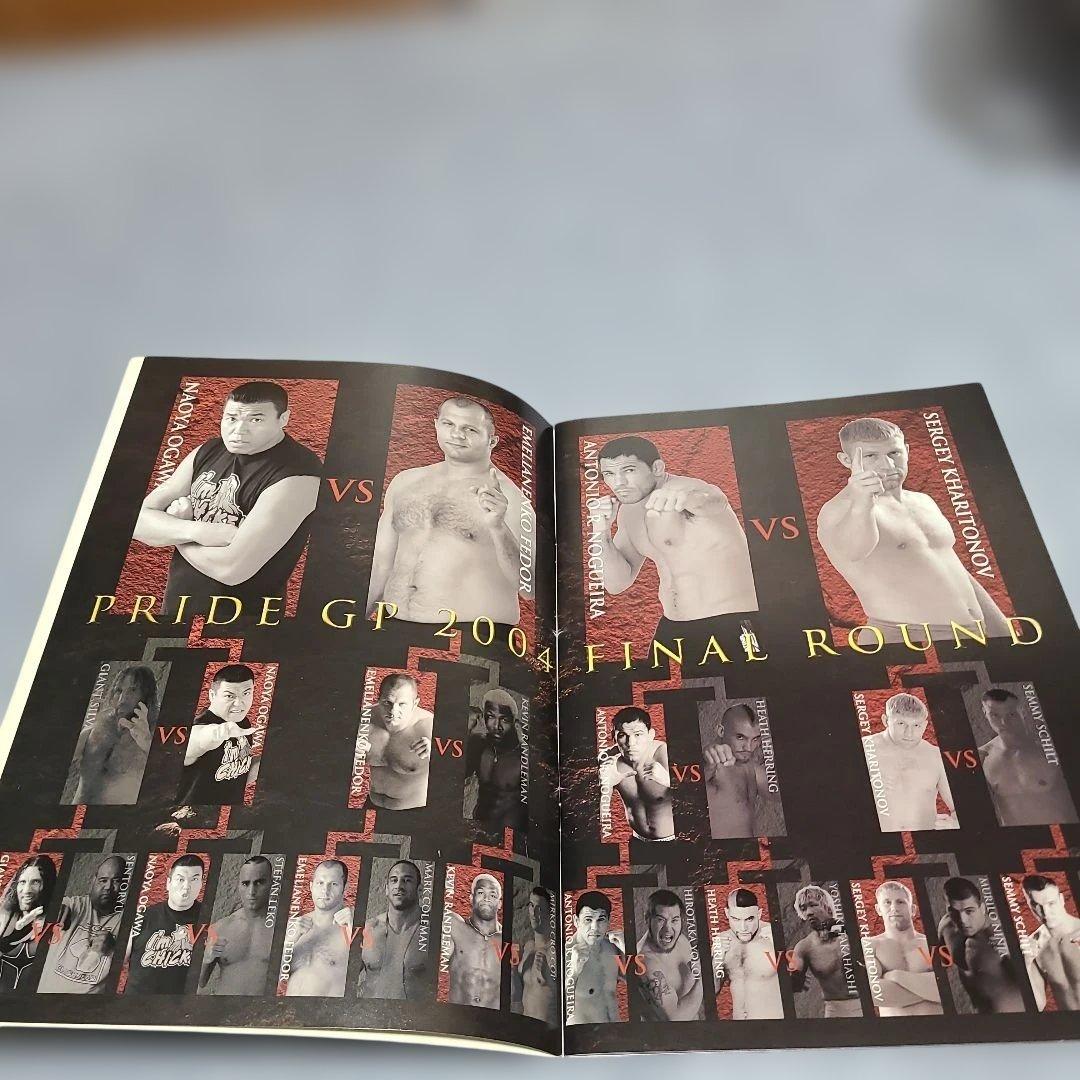 PRIDE GRAND PRIX 2003, 2004、2005、 5冊と他。 - メルカリ