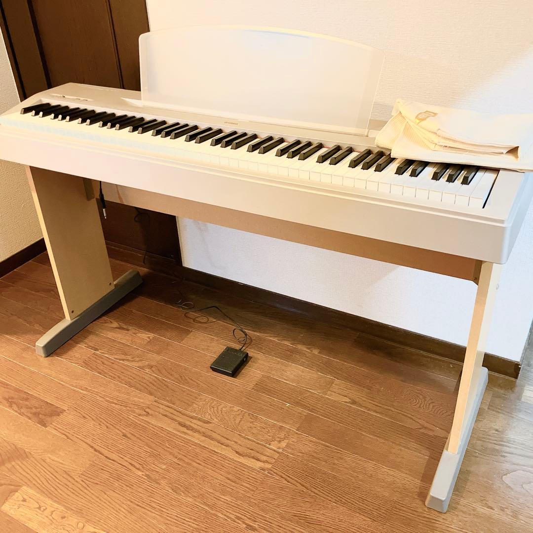 ヤマハ P-60S 電子ピアノ 専用木製スタンド付 フットペダル カバー ヤマハ P-60S 電子ピアノ 専用木製スタンド付 フットペダル カバー