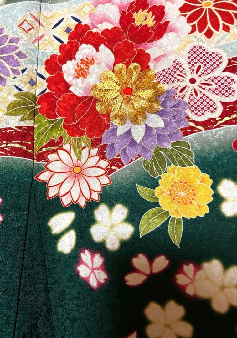 グリーン 花々 御所車 振袖 身丈151 Sサイズ