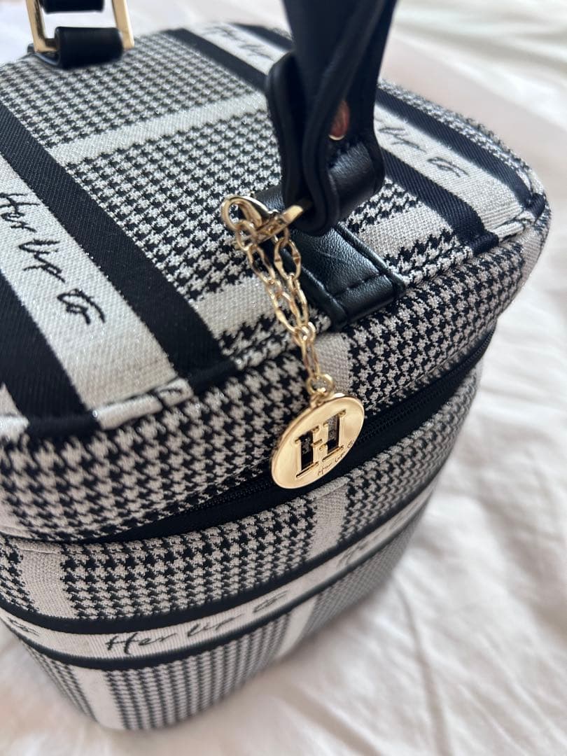 Herlipto Jacquard Vanity Bag silver バニティ - メルカリ