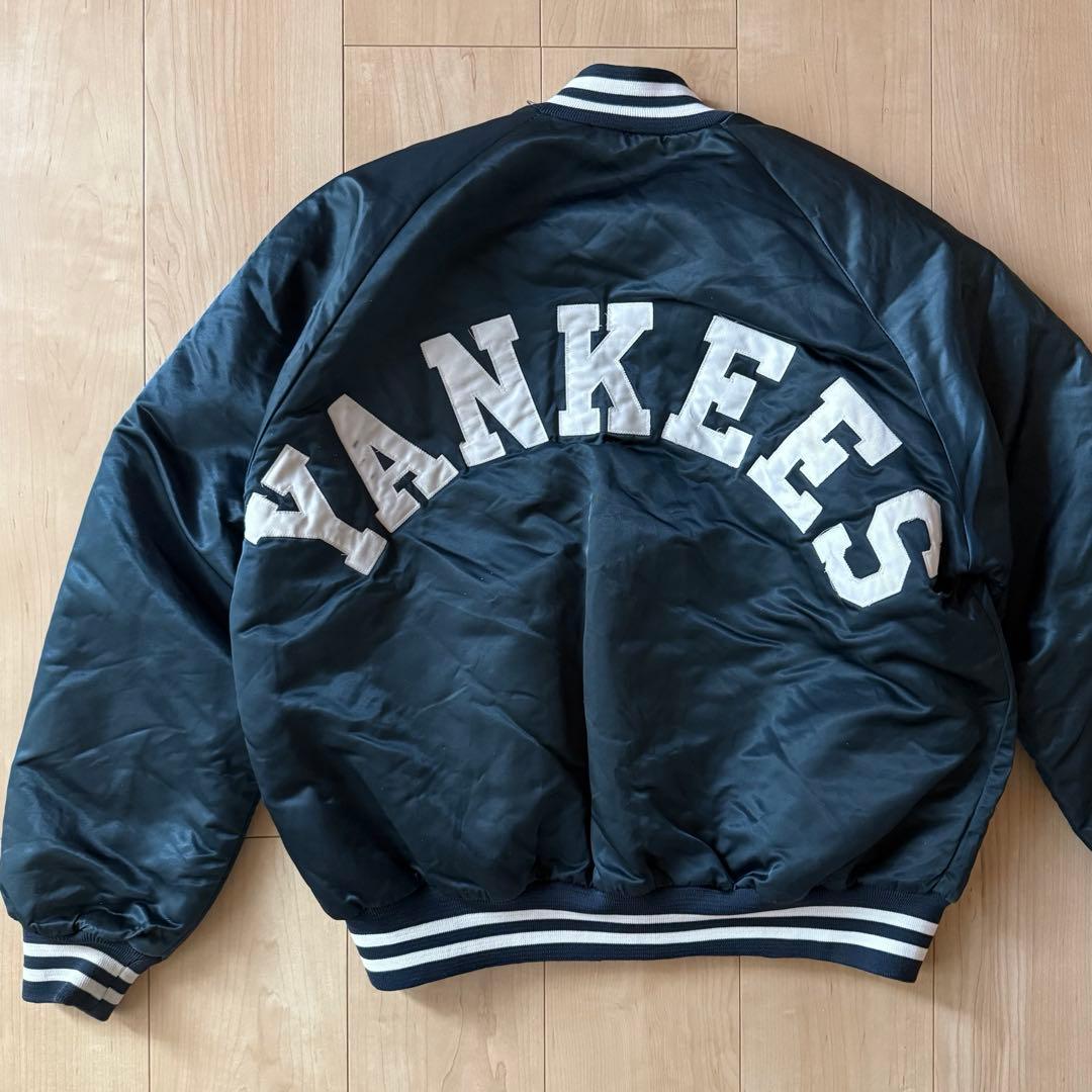 80's ChalkLineヤンキーNEW YORK YANKEES スタジャン - メルカリ