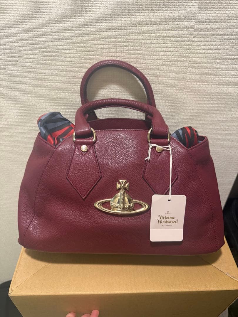 ヴィヴィアンウエストウッドハンドバッグ(日曜日までの期間限定セールです) 日本限定】EXECUTIVE YASMINE ハンドバッグ(ブラック)（メンズ