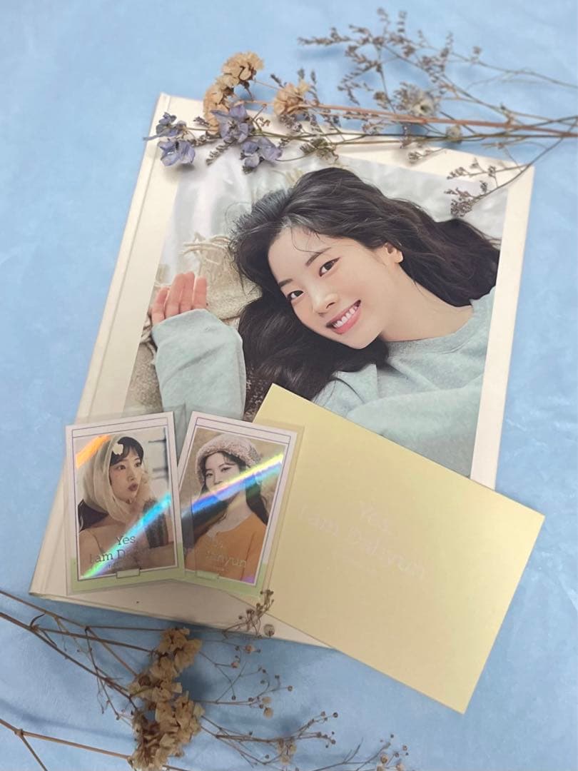 【値下げ交渉可】Yes, I am Dahyun: 1ST PHOTOBOOK