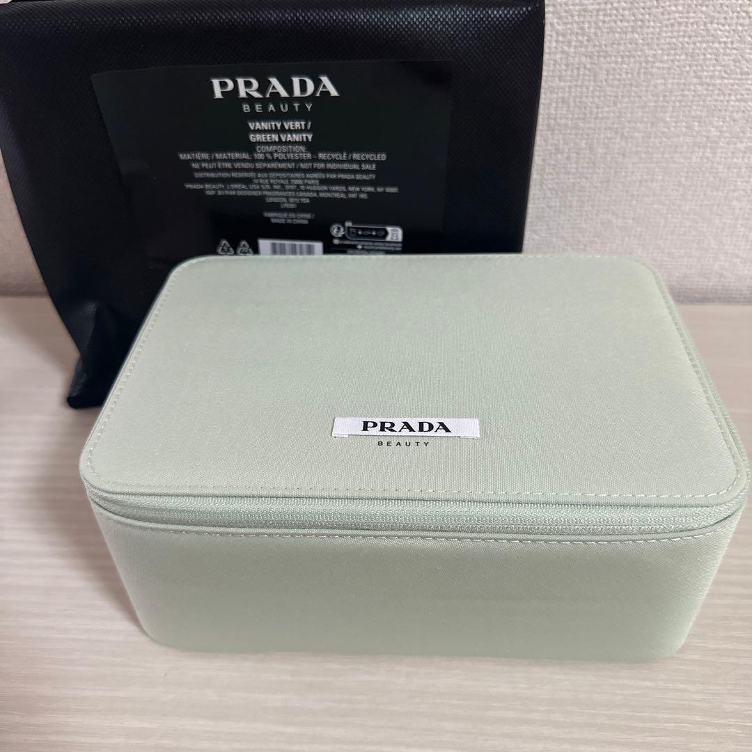 PRADA BEAUTYノベルティ グリーンバニティ - メルカリ