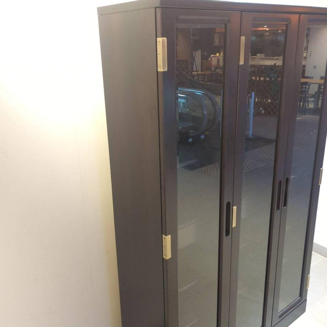 春真っ盛りセール◇美品 IDC大塚家具 書棚/本棚 飾り棚 ガラス