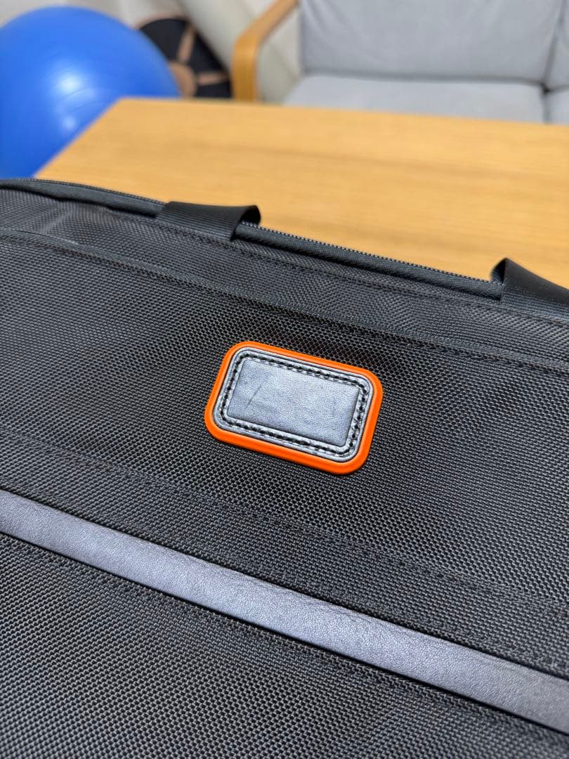 TUMI 限定 クリスプラット ラージトラベルラップトップケース - メルカリ